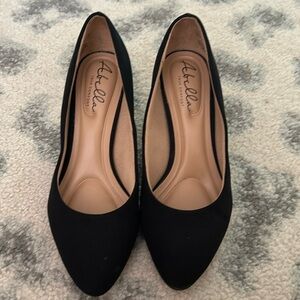 Abella Black Heels size 6.5